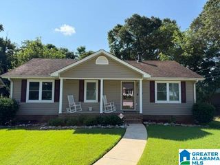 1009 25TH AVENUE N, Hueytown, AL 35023