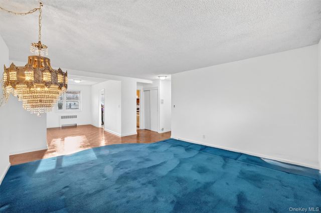 10 Dehaven Drive 2D, Yonkers, NY 10703