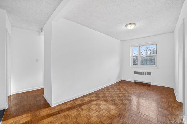 10 Dehaven Drive 2D, Yonkers, NY 10703