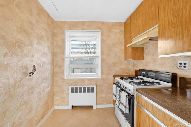 10 Dehaven Drive 2D, Yonkers, NY 10703