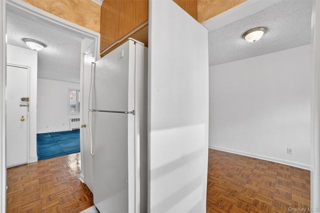 10 Dehaven Drive 2D, Yonkers, NY 10703