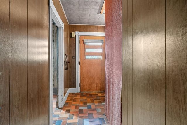 75 Grove Street, Lynn, MA 01905