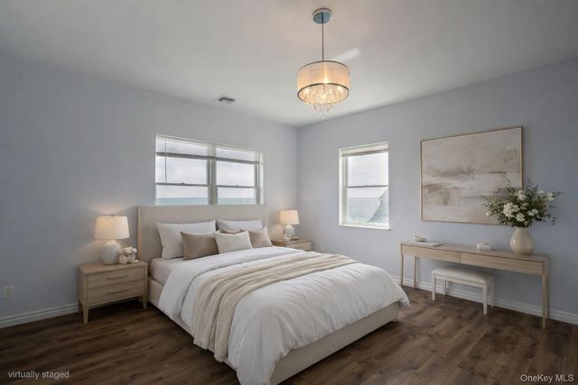 125 S Bay Drive, Babylon, NY 11702