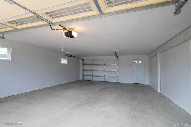 125 S Bay Drive, Babylon, NY 11702