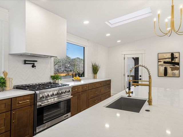 510 Wayt Road, Roswell, GA 30076