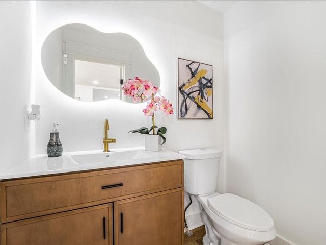 510 Wayt Road, Roswell, GA 30076