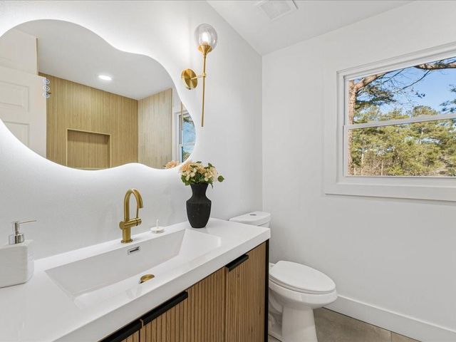 510 Wayt Road, Roswell, GA 30076