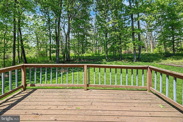 802 LEEDS CT, Harrisburg, PA 17112