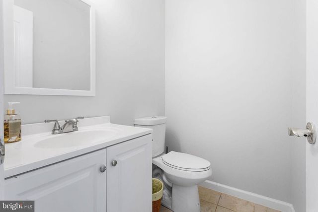 36 VIBURNUM LN, Mount Laurel, NJ 08054