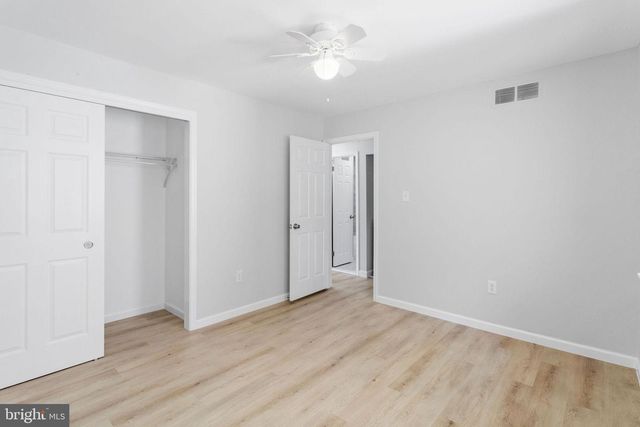 36 VIBURNUM LN, Mount Laurel, NJ 08054