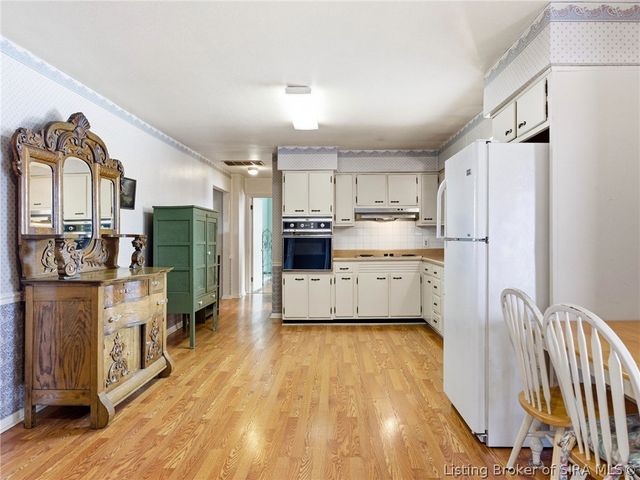 205 Crestwood Drive, Madison, IN 47250