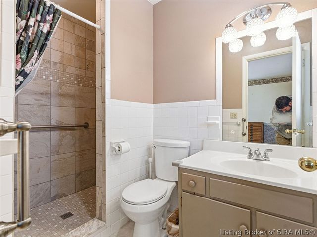 205 Crestwood Drive, Madison, IN 47250