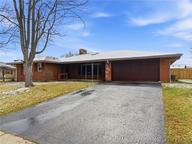 205 Crestwood Drive, Madison, IN 47250