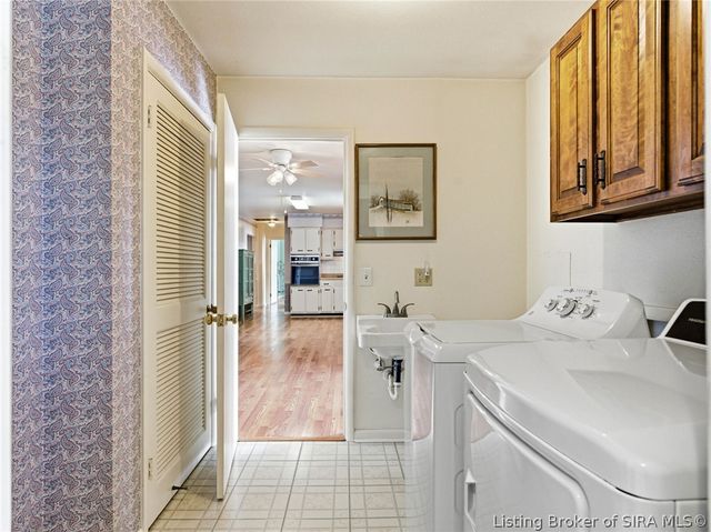 205 Crestwood Drive, Madison, IN 47250