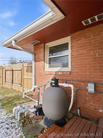 205 Crestwood Drive, Madison, IN 47250