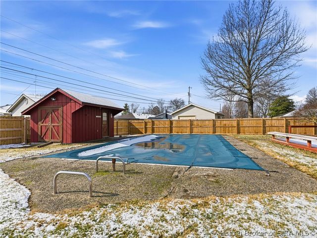 205 Crestwood Drive, Madison, IN 47250