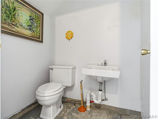 205 Crestwood Drive, Madison, IN 47250