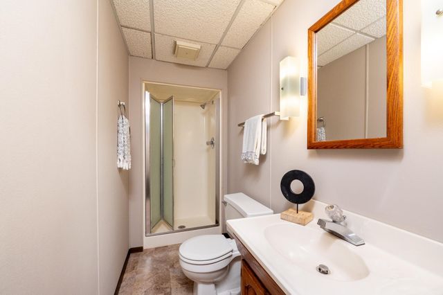 2705 Larch Lane N, Plymouth, MN 55441