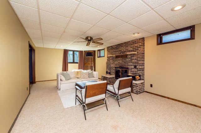 2705 Larch Lane N, Plymouth, MN 55441