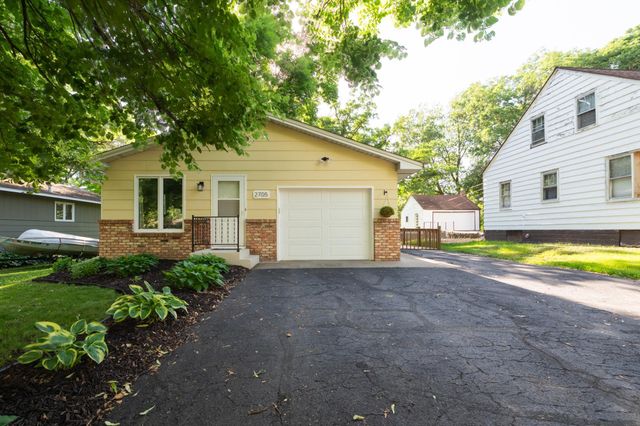 2705 Larch Lane N, Plymouth, MN 55441