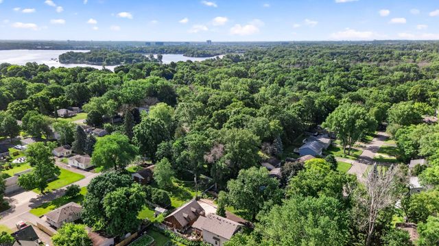 2705 Larch Lane N, Plymouth, MN 55441