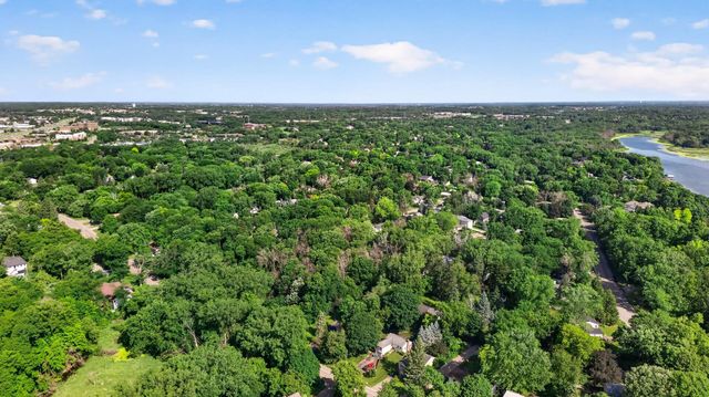 2705 Larch Lane N, Plymouth, MN 55441