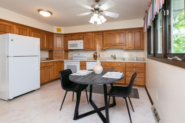 2705 Larch Lane N, Plymouth, MN 55441