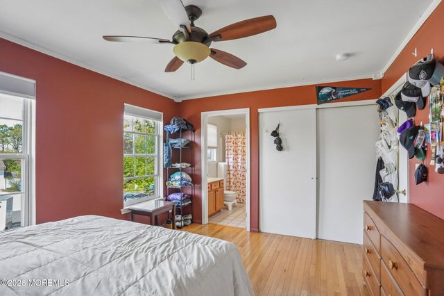 933 Delta Lane, Manahawkin, NJ 08050
