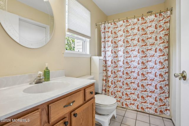 933 Delta Lane, Manahawkin, NJ 08050