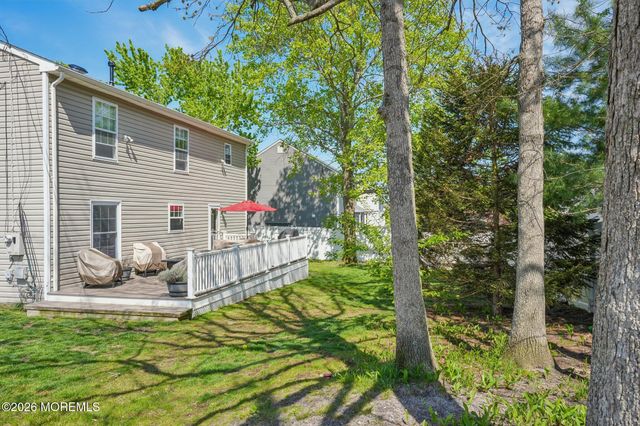 933 Delta Lane, Manahawkin, NJ 08050