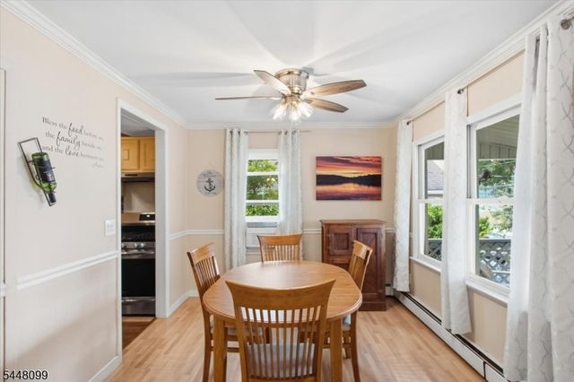 110 Maxim Dr, Hopatcong Boro, NJ 07843