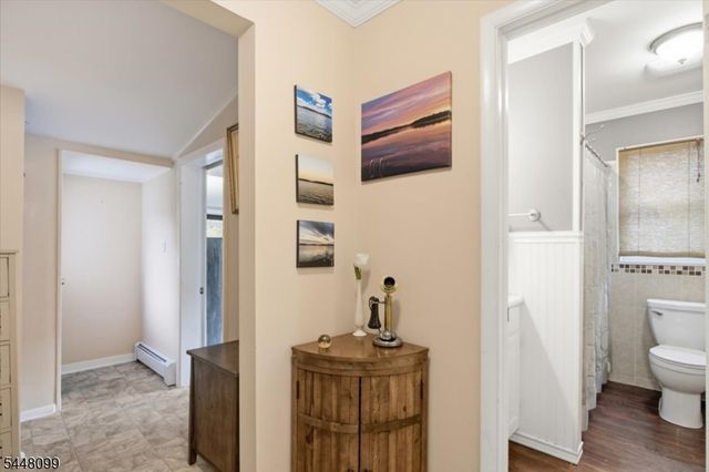 110 Maxim Dr, Hopatcong Boro, NJ 07843