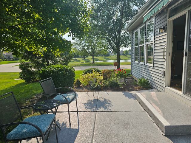 21319 Lily Lake Lane, Crest Hill, IL 60403