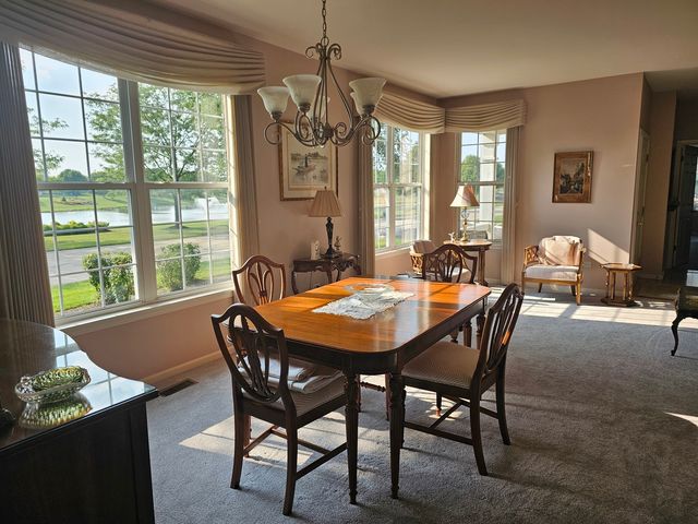 21319 Lily Lake Lane, Crest Hill, IL 60403