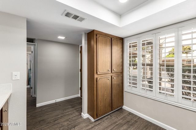 7709 E COLUMBINE Way, Mesa, AZ 85208