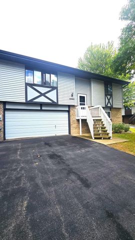 10569 Grouse Circle NW, Coon Rapids, MN 55433