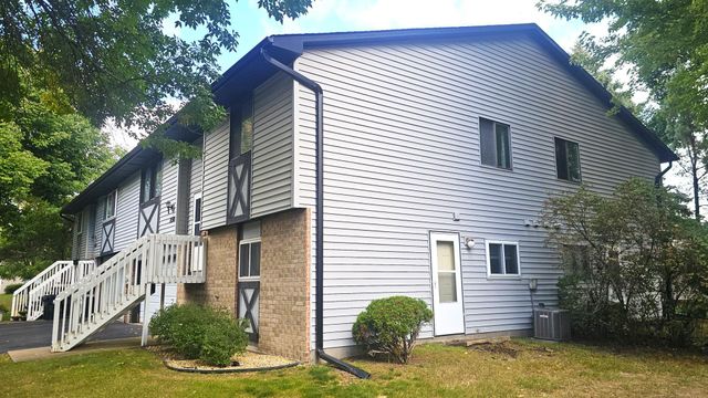 10569 Grouse Circle NW, Coon Rapids, MN 55433
