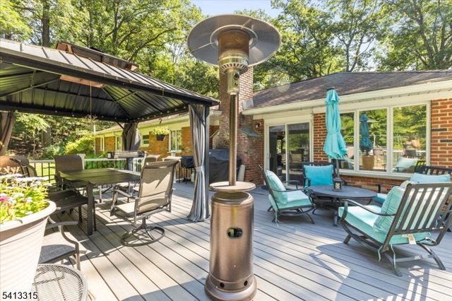 17 Helen St, Warren Twp., NJ 07059