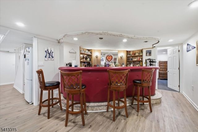 17 Helen St, Warren Twp., NJ 07059