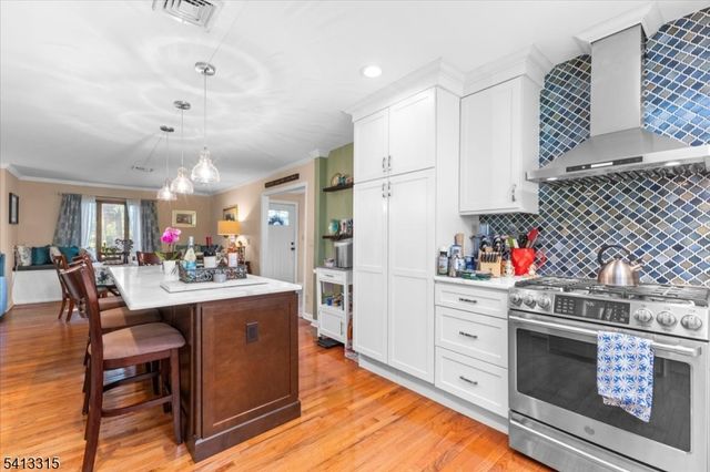 17 Helen St, Warren Twp., NJ 07059