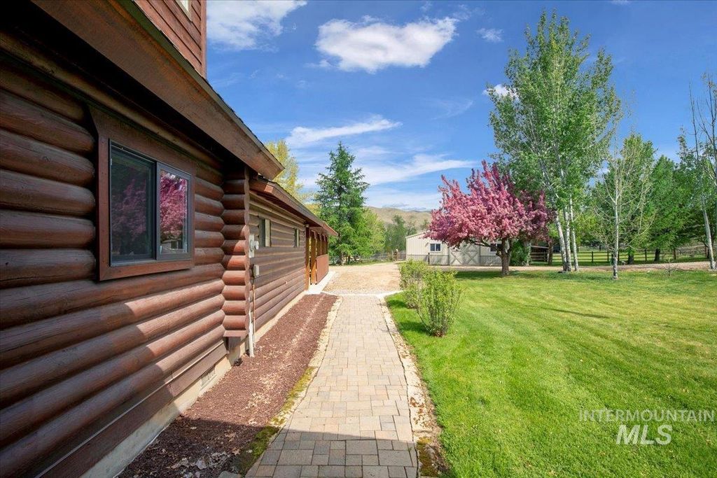 6856 Highway 55, Horseshoe Bend, ID 83629 photo 15