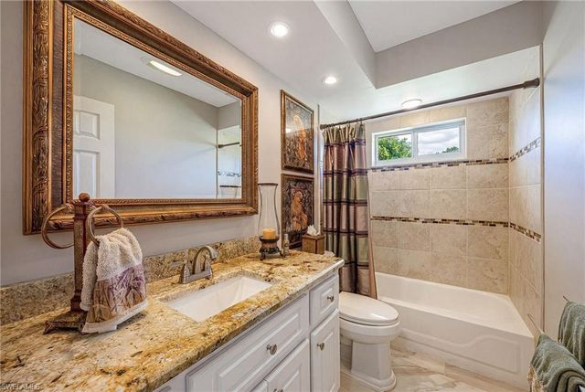 11892 Prince Charles CT, Cape Coral, FL 33991