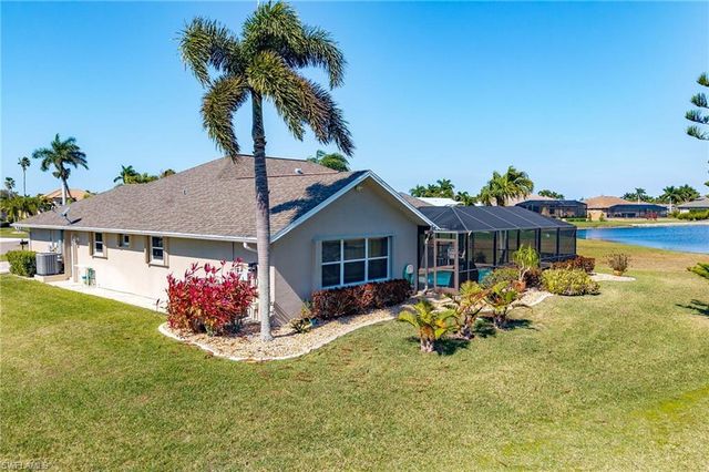 11892 Prince Charles CT, Cape Coral, FL 33991