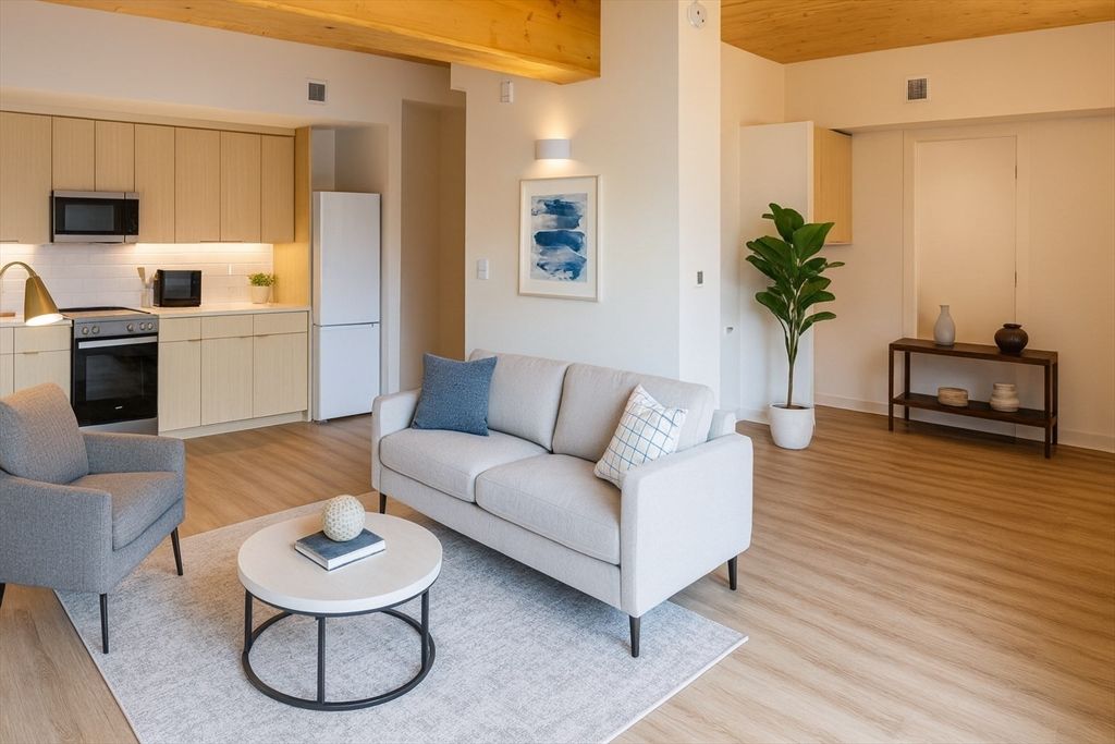 154 Broadway 310, Somerville, MA 02145