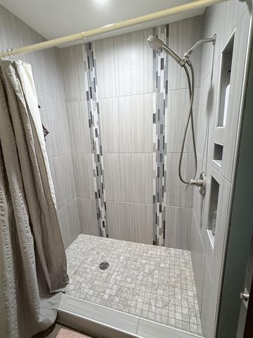 2017 MORNING DEW LANE, De Pere, WI 54115