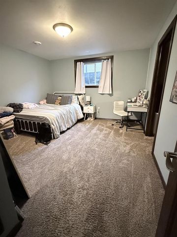 2017 MORNING DEW LANE, De Pere, WI 54115