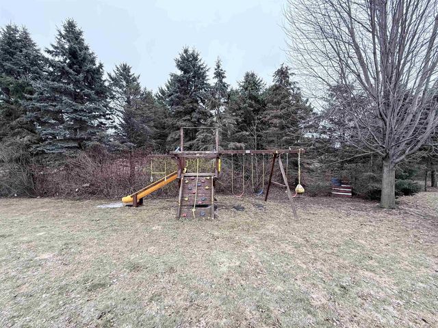 2017 MORNING DEW LANE, De Pere, WI 54115