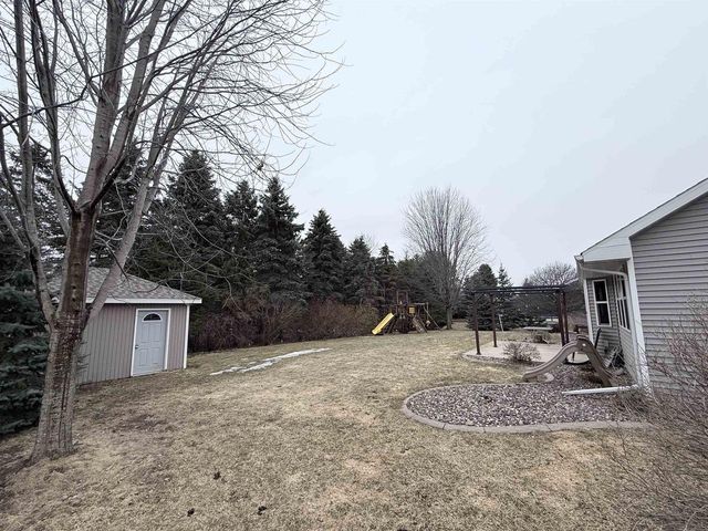 2017 MORNING DEW LANE, De Pere, WI 54115