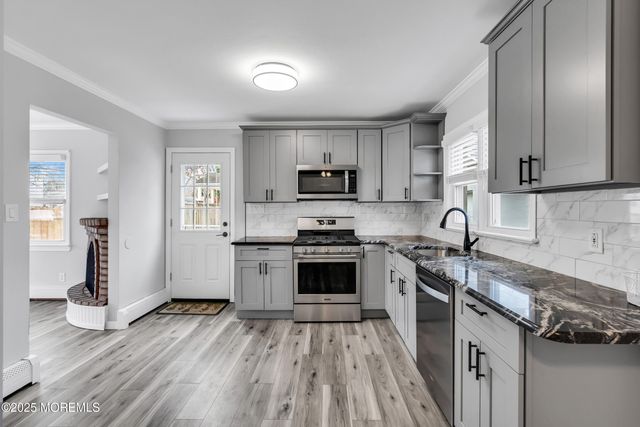 918 Briar Avenue, Toms River, NJ 08753