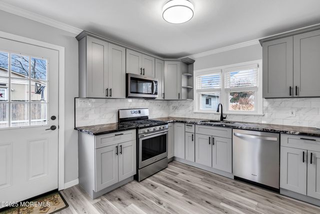 918 Briar Avenue, Toms River, NJ 08753